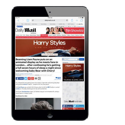 A screencapture of a DailyMail article about Liam Payne with two large Harry Styles digital display advertisements.